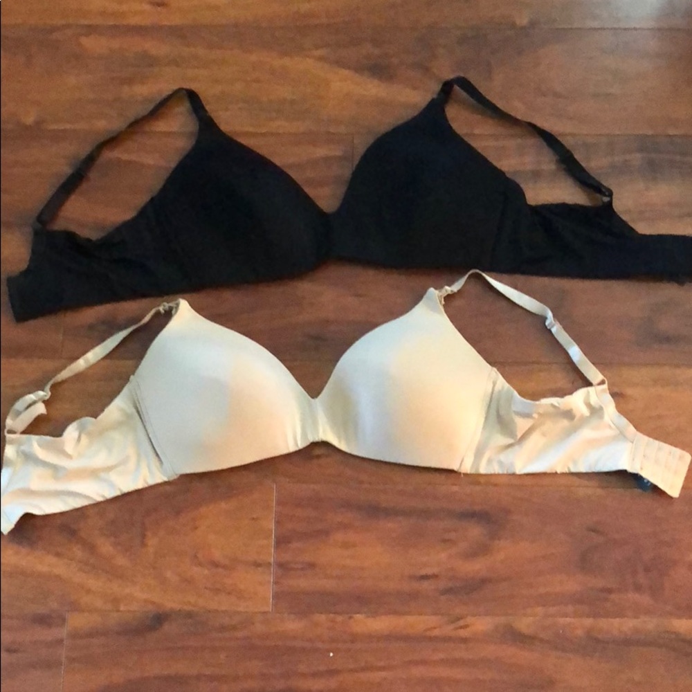 Motherhood Maternity bras nwot